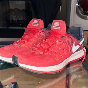 Nike Zoom Pegasus 33 - size 11.5